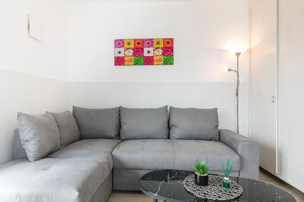 Blue Pearl Apartments Crikvenica Croatia