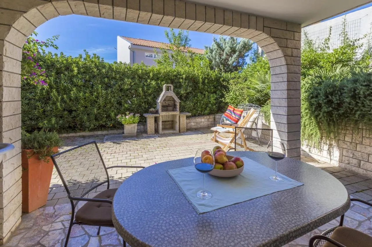 Blue Pearl Apartments Crikvenica 0*,
